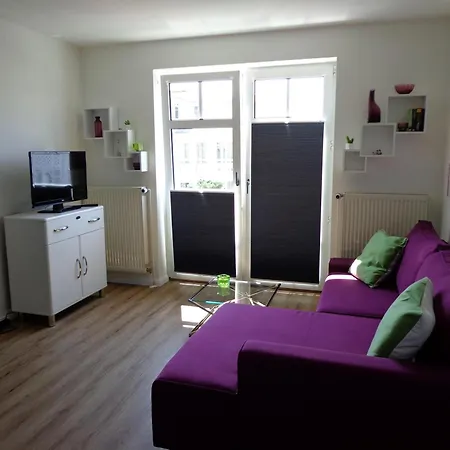 Sonnige Strandresidenz: Hundefreundliche Mit Balkon Sellin (Rugen)